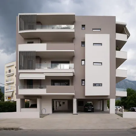 Apartment Euphoria *